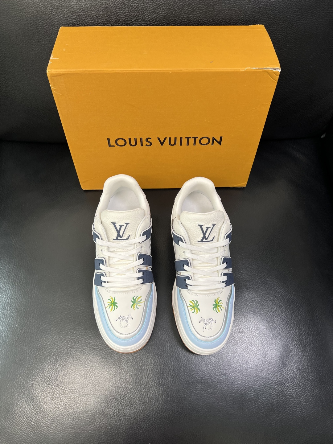 LV